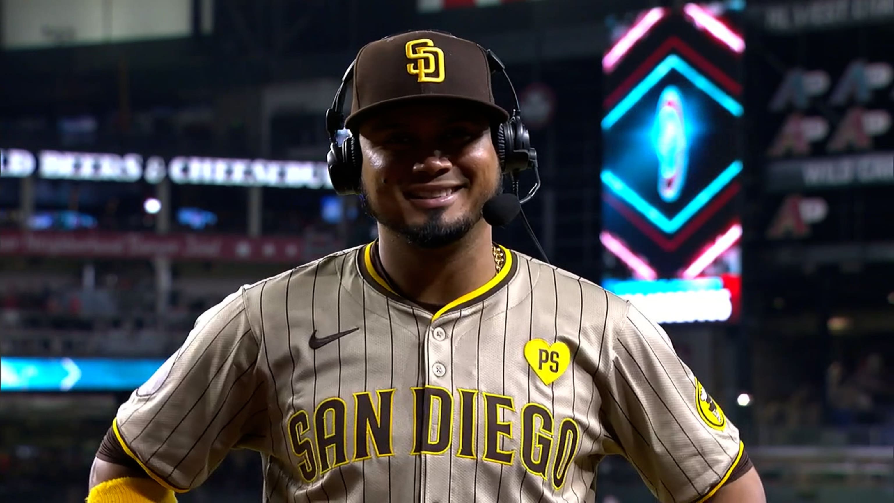 Luis Arraez in his Padres debut